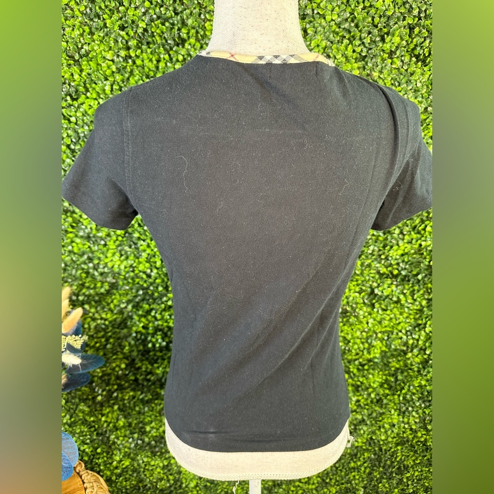 Burberry Black Tee with Red Logo and nova check Patterned Collar short sleeve - Picture 6 of 12